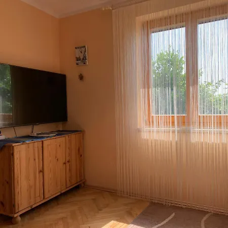 4mios Apartman *