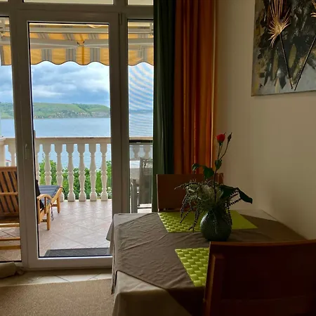 4mios アパート *